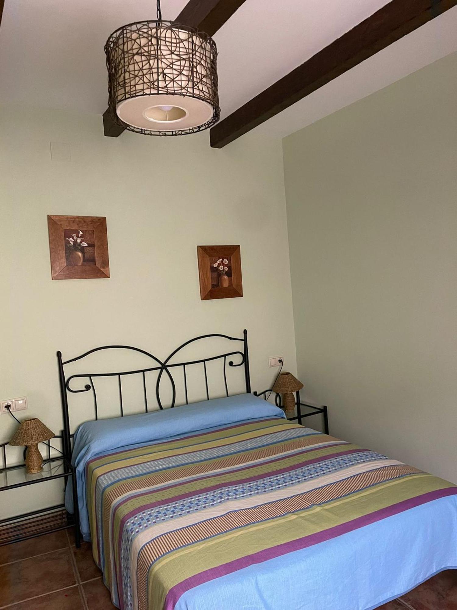 Casa Rural Las Nogueras Caserio Arroyofrio Стая снимка